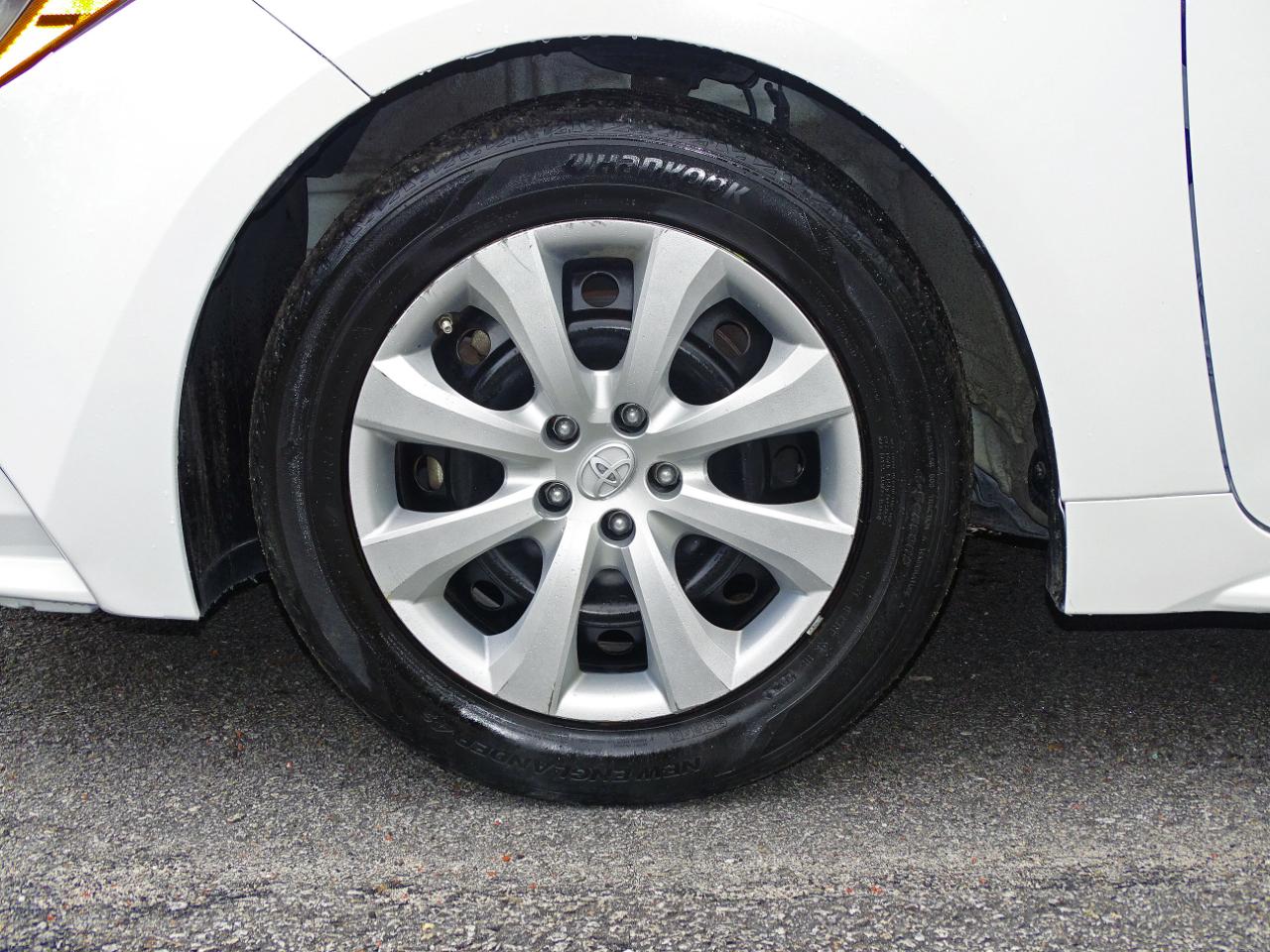 Toyota Corolla LE CVT (Natl) 2022