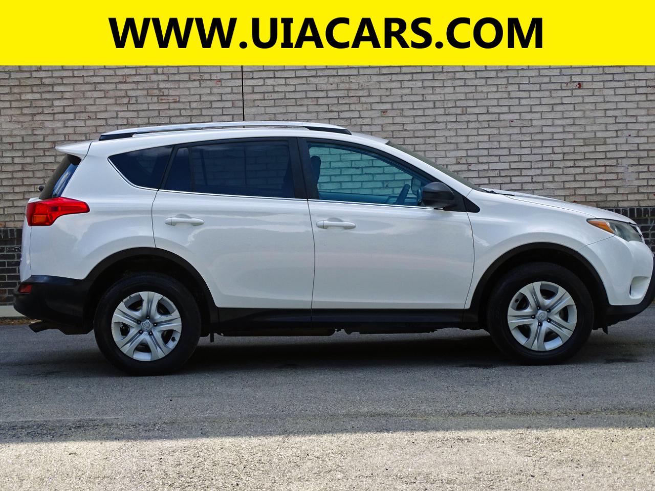 Toyota RAV4 AWD 4dr LE (Natl) 2013