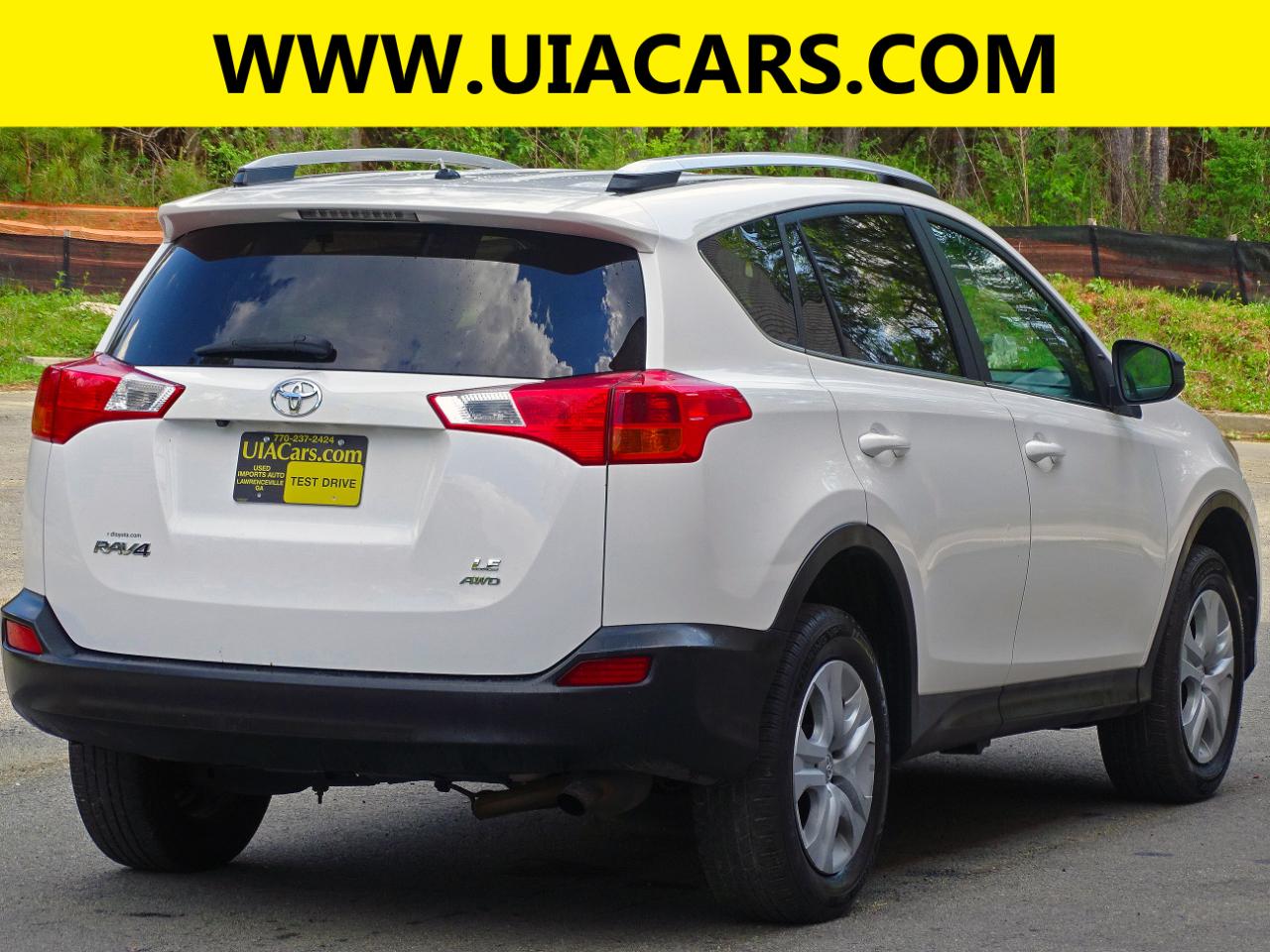 Toyota RAV4 AWD 4dr LE (Natl) 2013