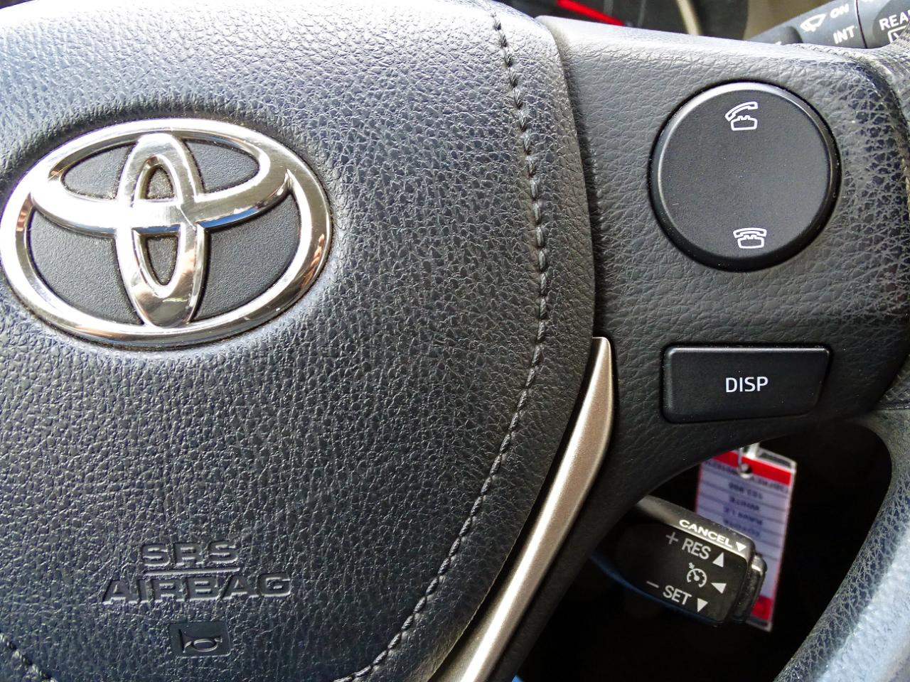 Toyota RAV4 AWD 4dr LE (Natl) 2013