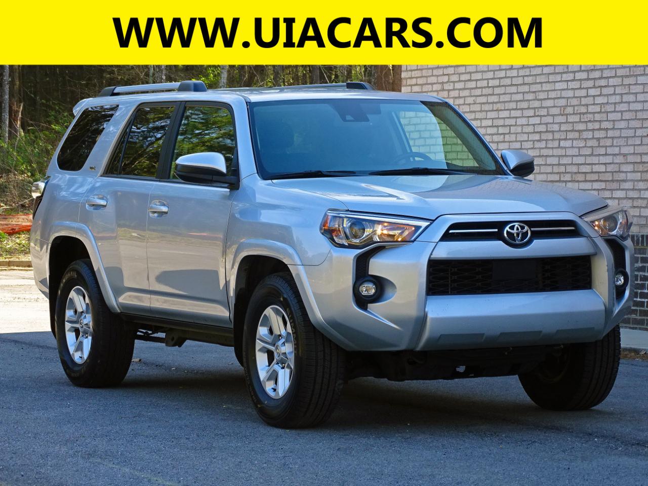 Toyota 4Runner SR5 2WD (Natl) 2024