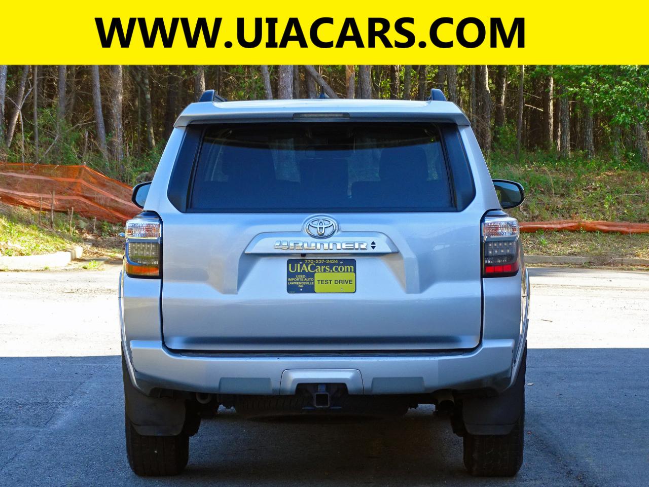 Toyota 4Runner SR5 2WD (Natl) 2024