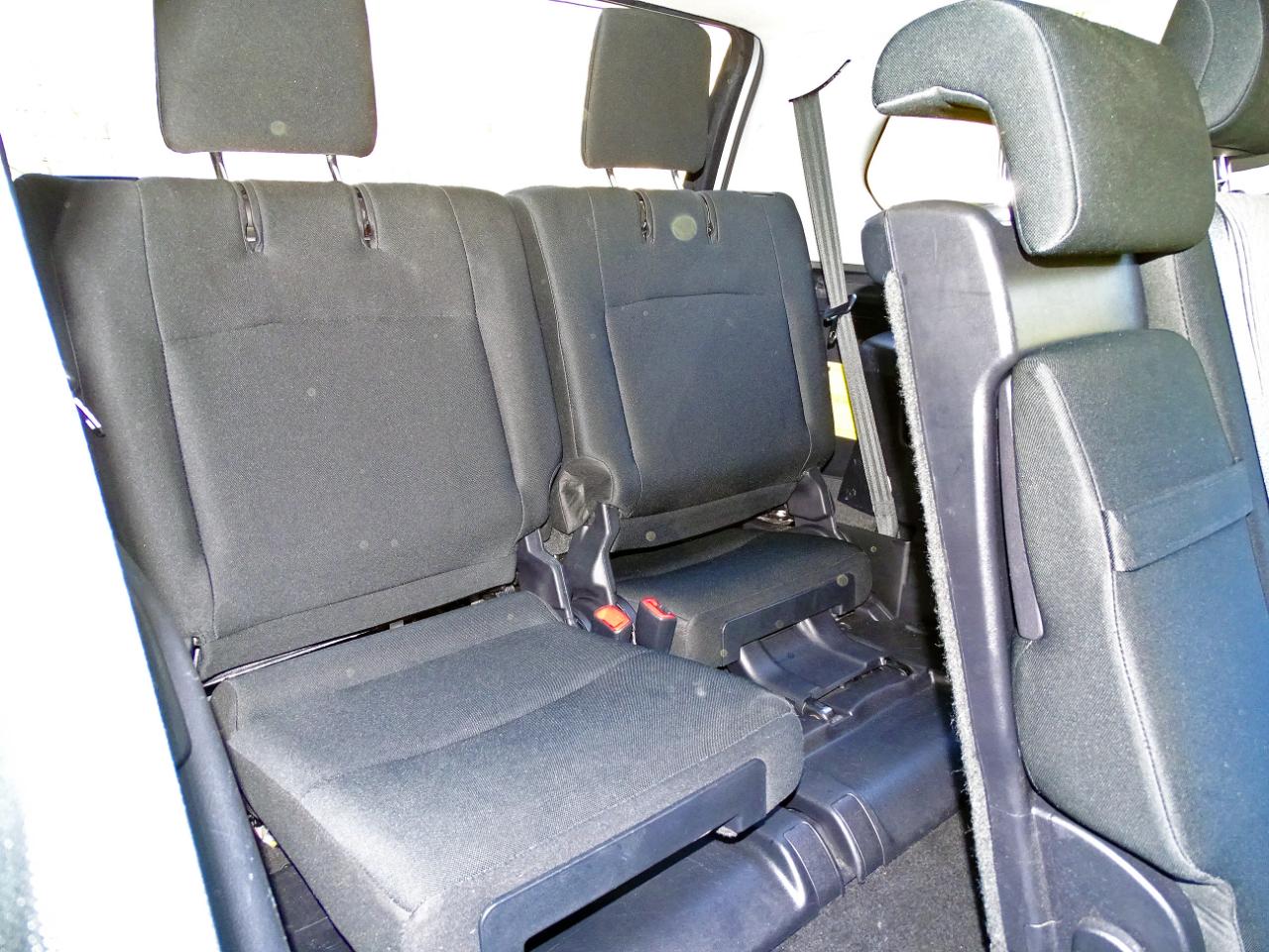 Toyota 4Runner SR5 2WD (Natl) 2024