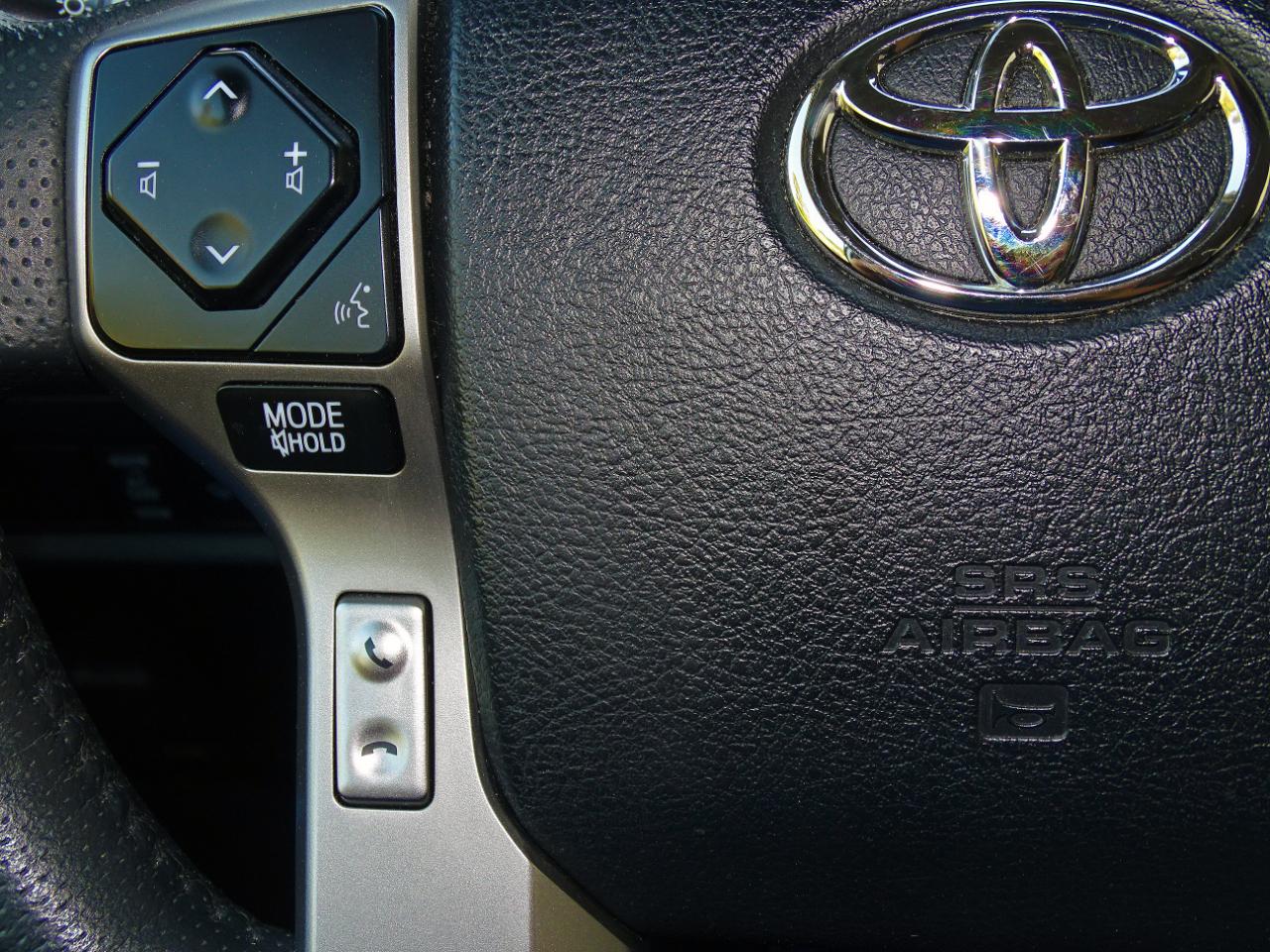 Toyota 4Runner SR5 2WD (Natl) 2024