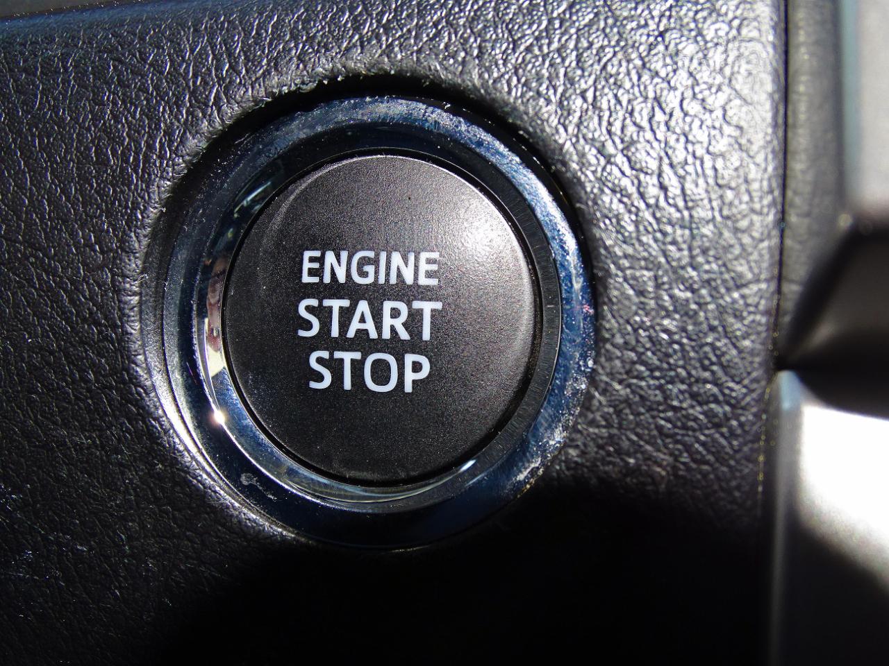 Toyota 4Runner SR5 2WD (Natl) 2024