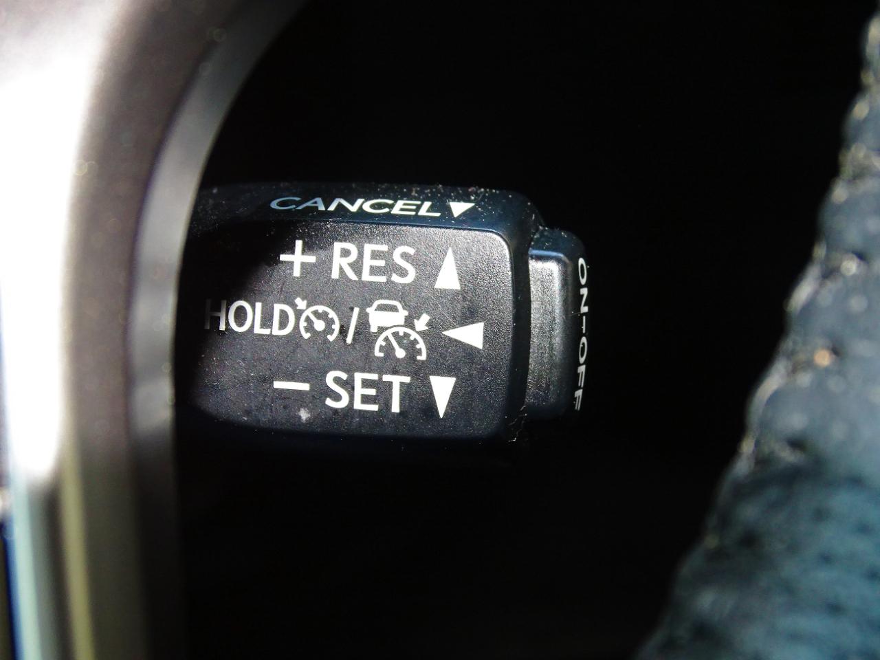 Toyota 4Runner SR5 2WD (Natl) 2024