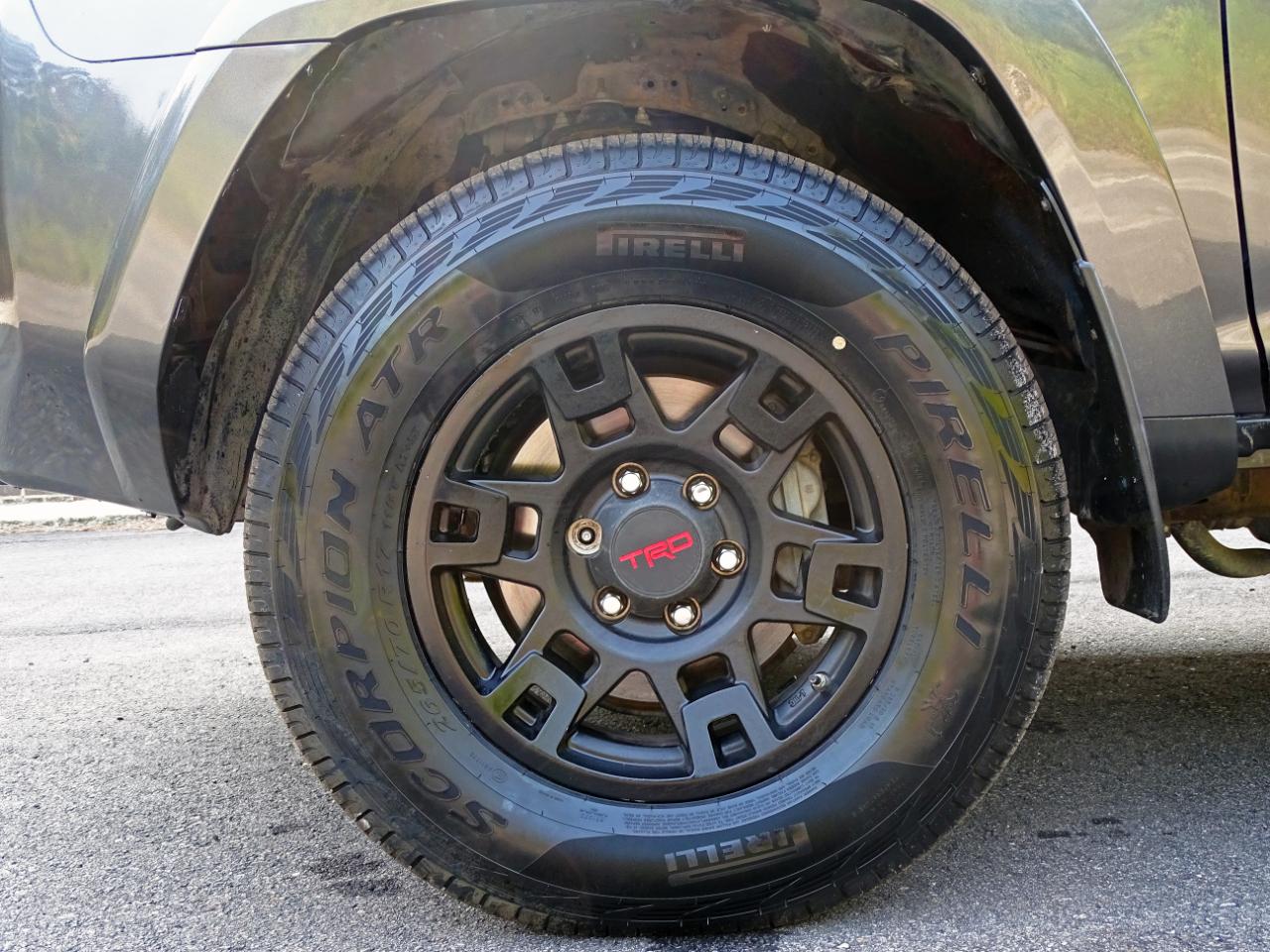 Toyota 4Runner TRD Sport 4WD (Natl) 2016