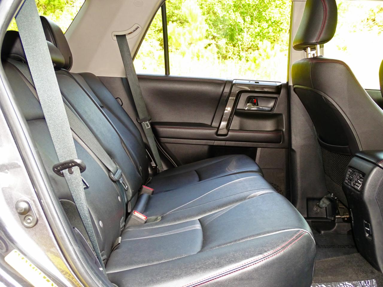 Toyota 4Runner TRD Sport 4WD (Natl) 2016