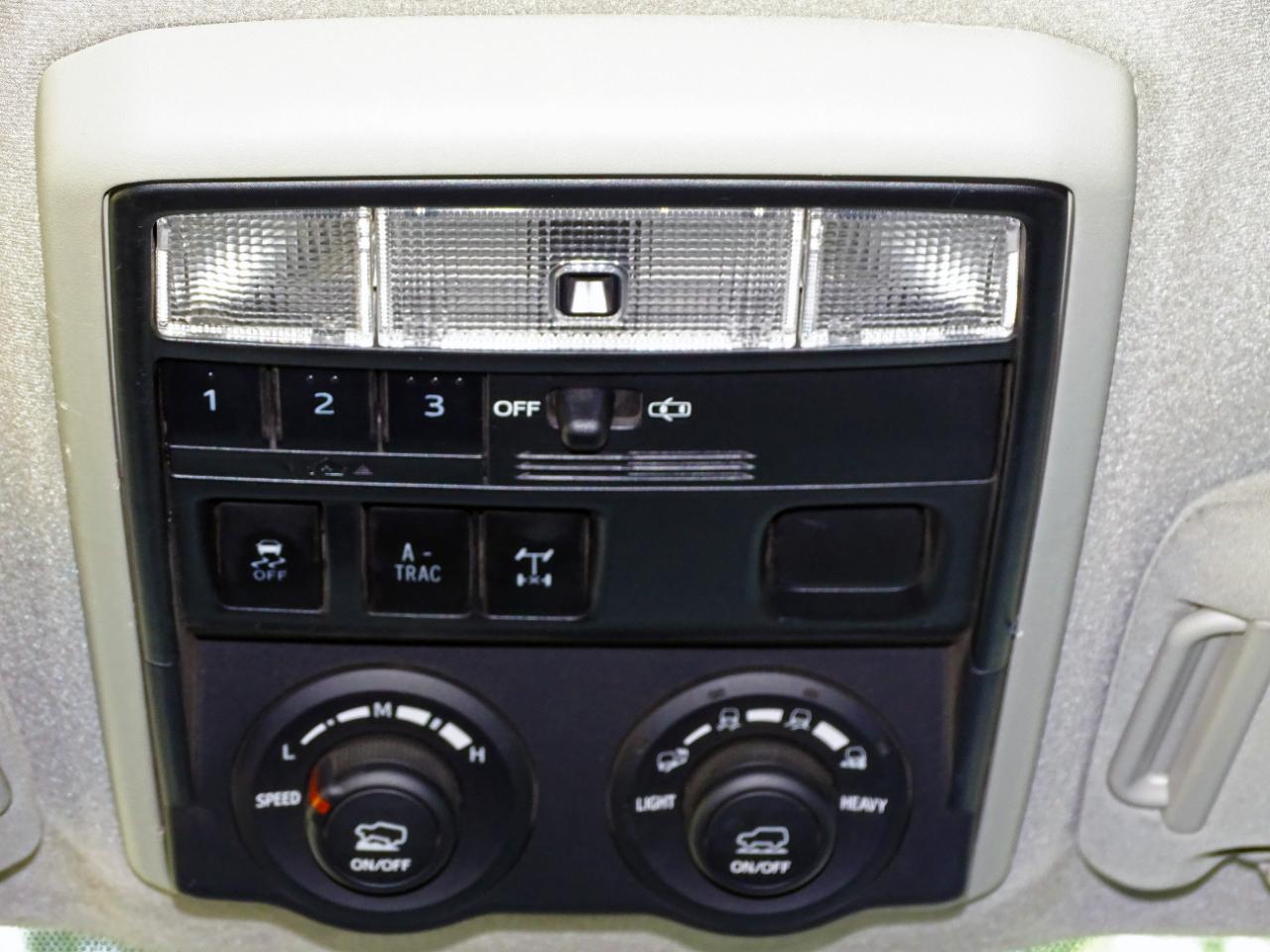 Toyota 4Runner TRD Sport 4WD (Natl) 2016