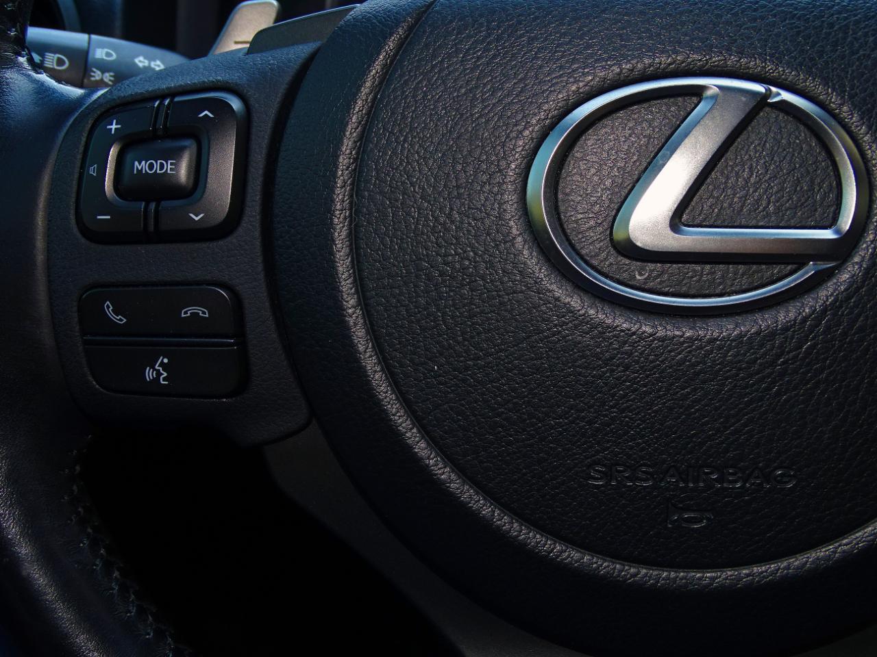 Lexus IS IS 300 RWD 2021