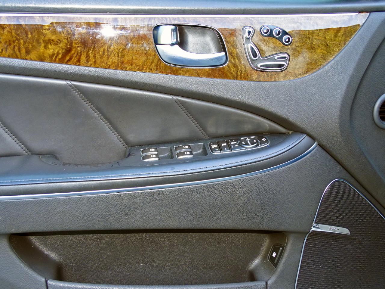 Hyundai Equus 4dr Sdn Ultimate 2011