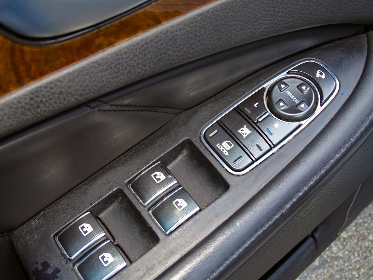 Hyundai Equus 4dr Sdn Ultimate 2011