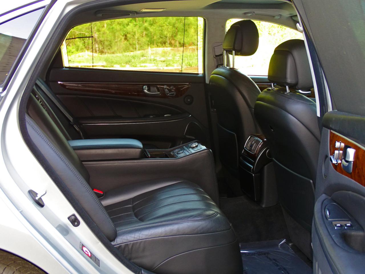 Hyundai Equus 4dr Sdn Ultimate 2011