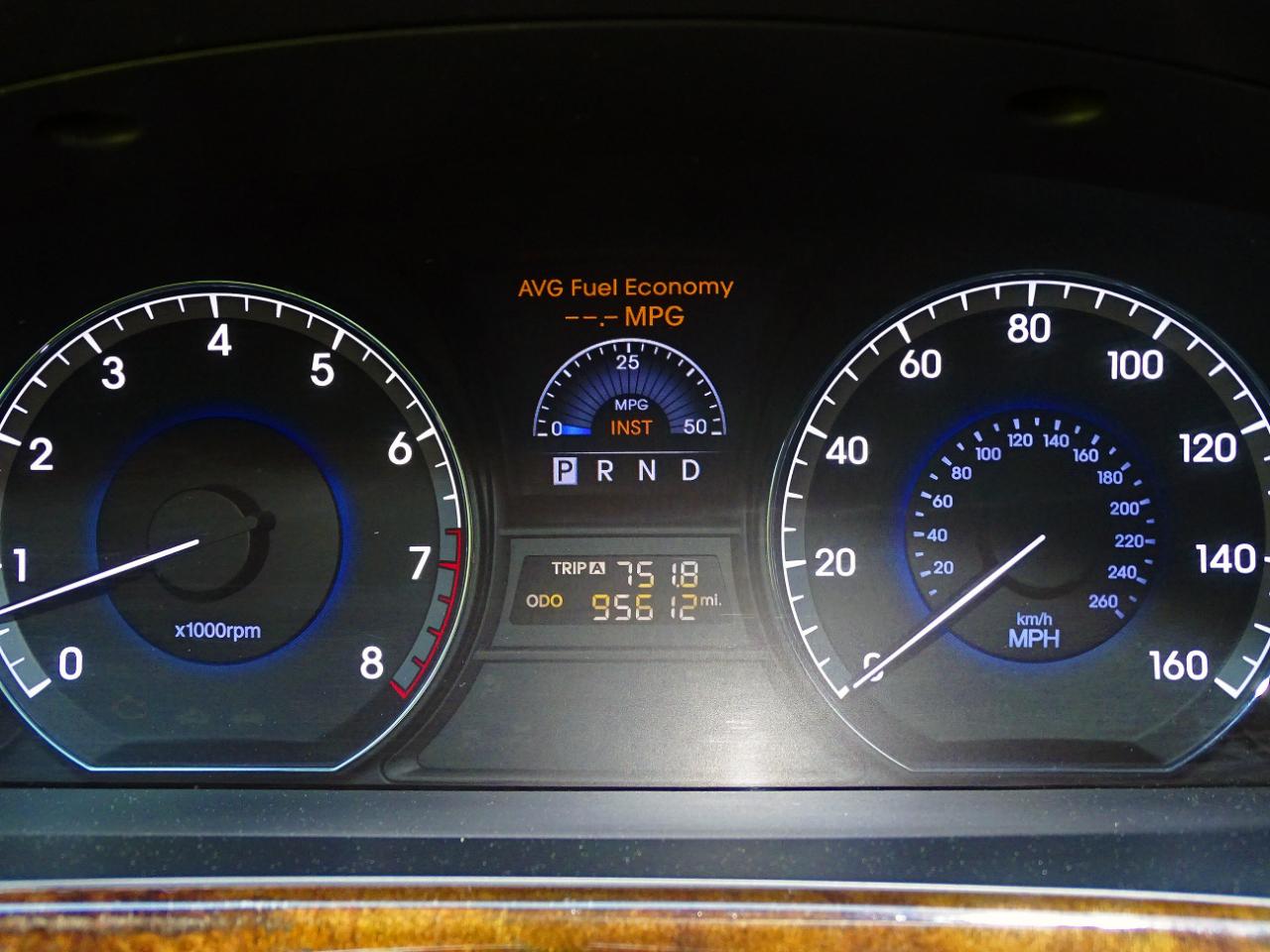 Hyundai Equus 4dr Sdn Ultimate 2011