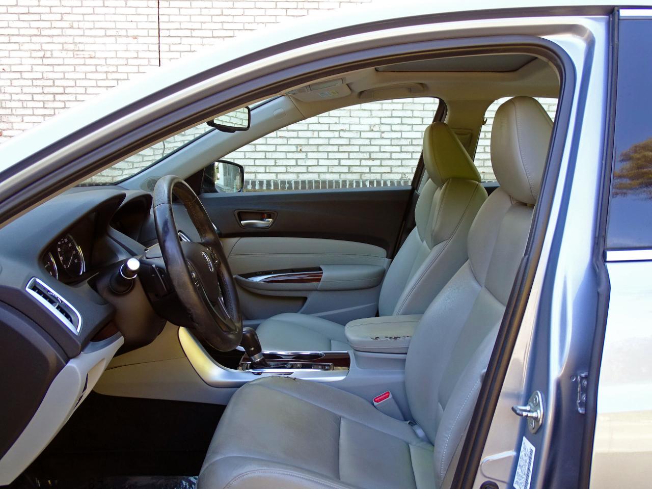 Acura TLX 4dr Sdn FWD 2015