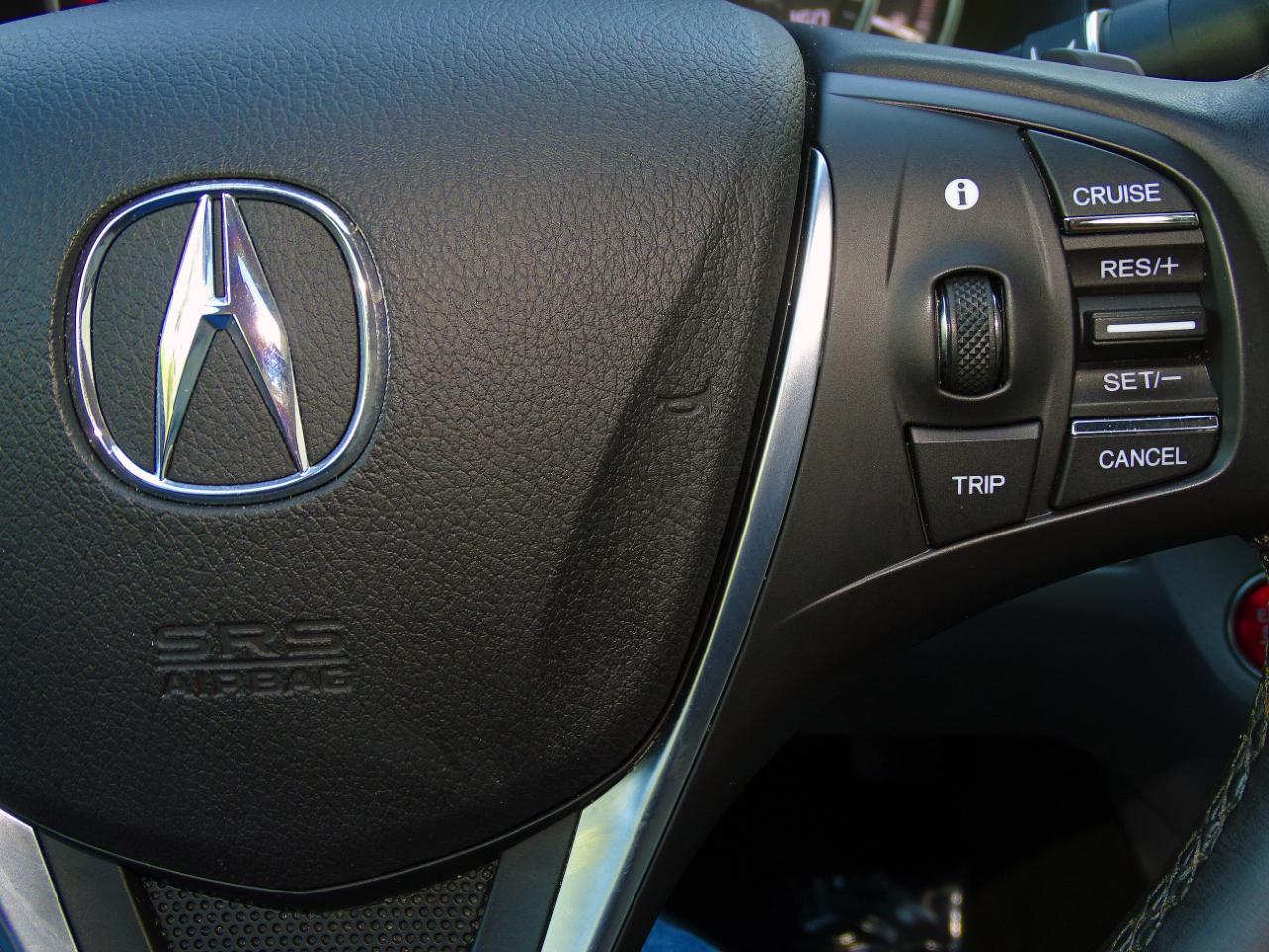 Acura TLX 4dr Sdn FWD 2015