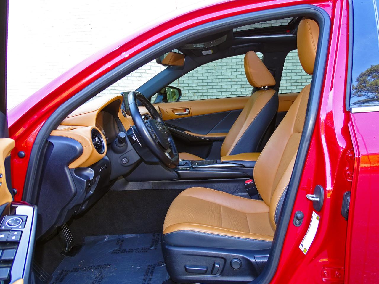 Lexus IS IS 300 RWD 2023