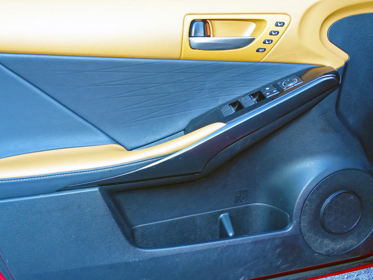 Lexus IS IS 300 RWD 2023