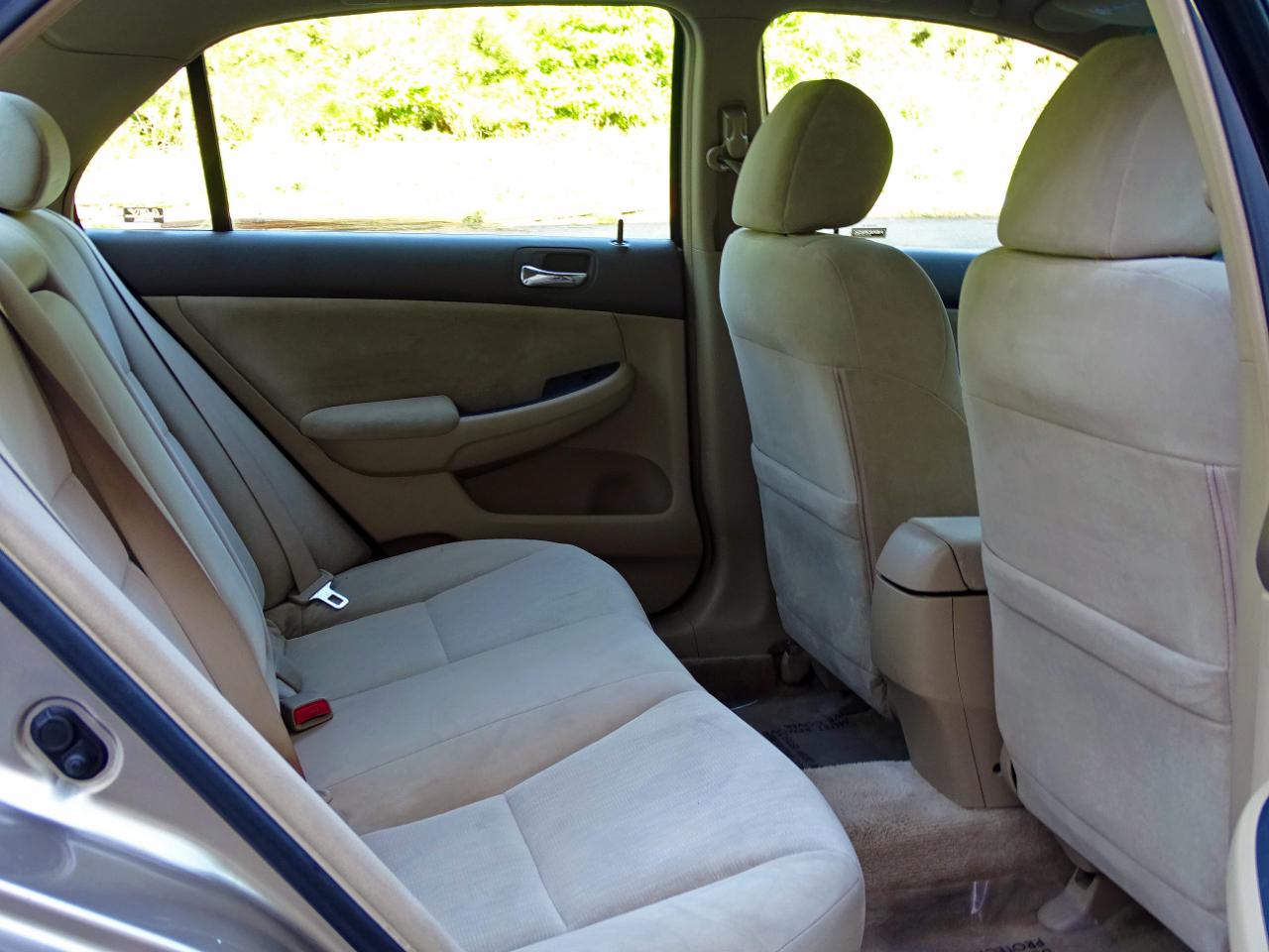 Honda Accord Sdn LX Auto 2003