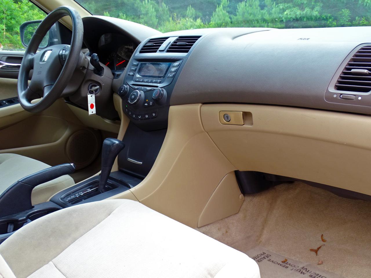 Honda Accord Sdn LX Auto 2003