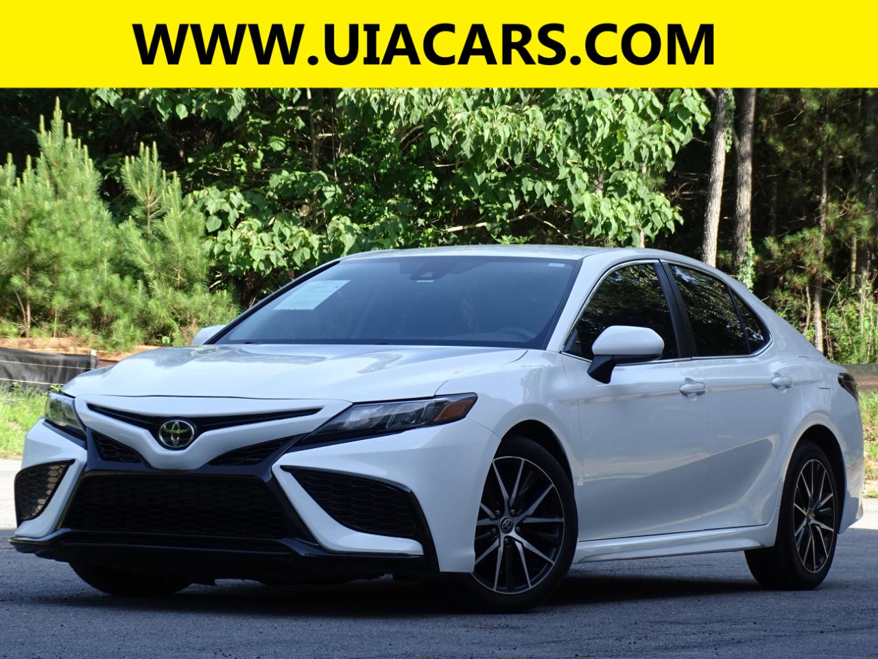 Toyota Camry SE Auto (Natl) 2021