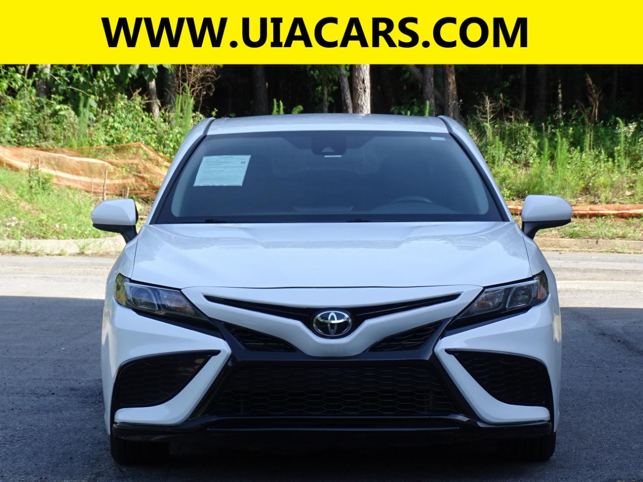 Toyota Camry SE Auto (Natl) 2021