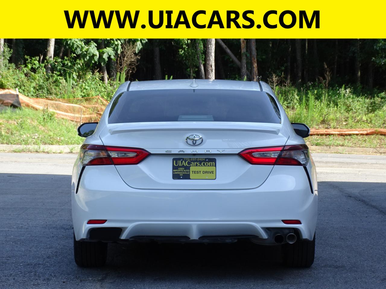 Toyota Camry SE Auto (Natl) 2021