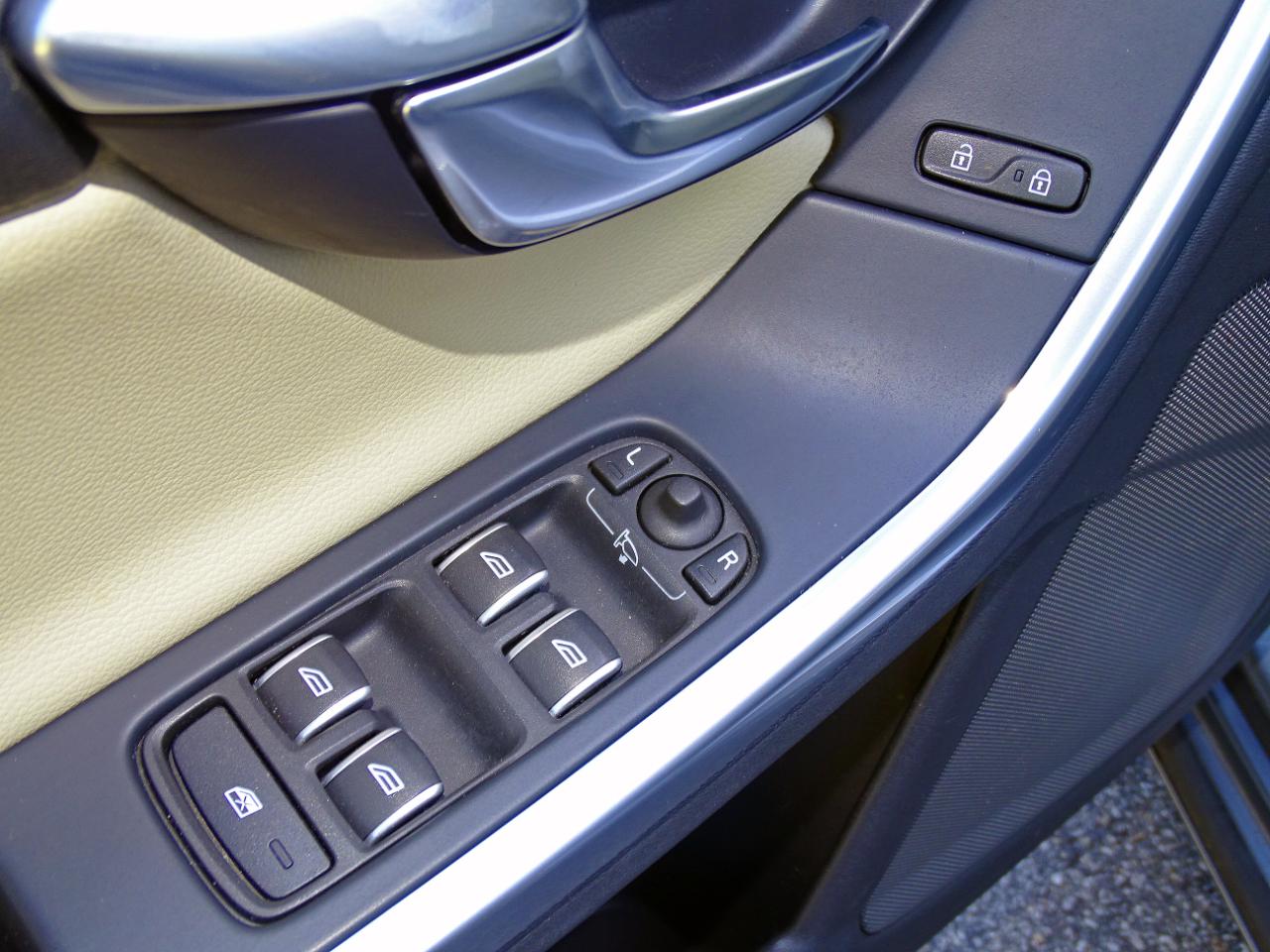 Volvo S60 T5 FWD Inscription 2017