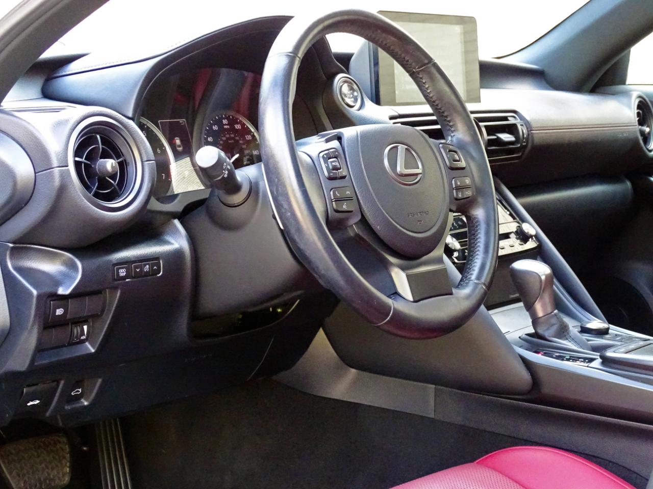 Lexus IS IS 300 F SPORT Design RWD 2024