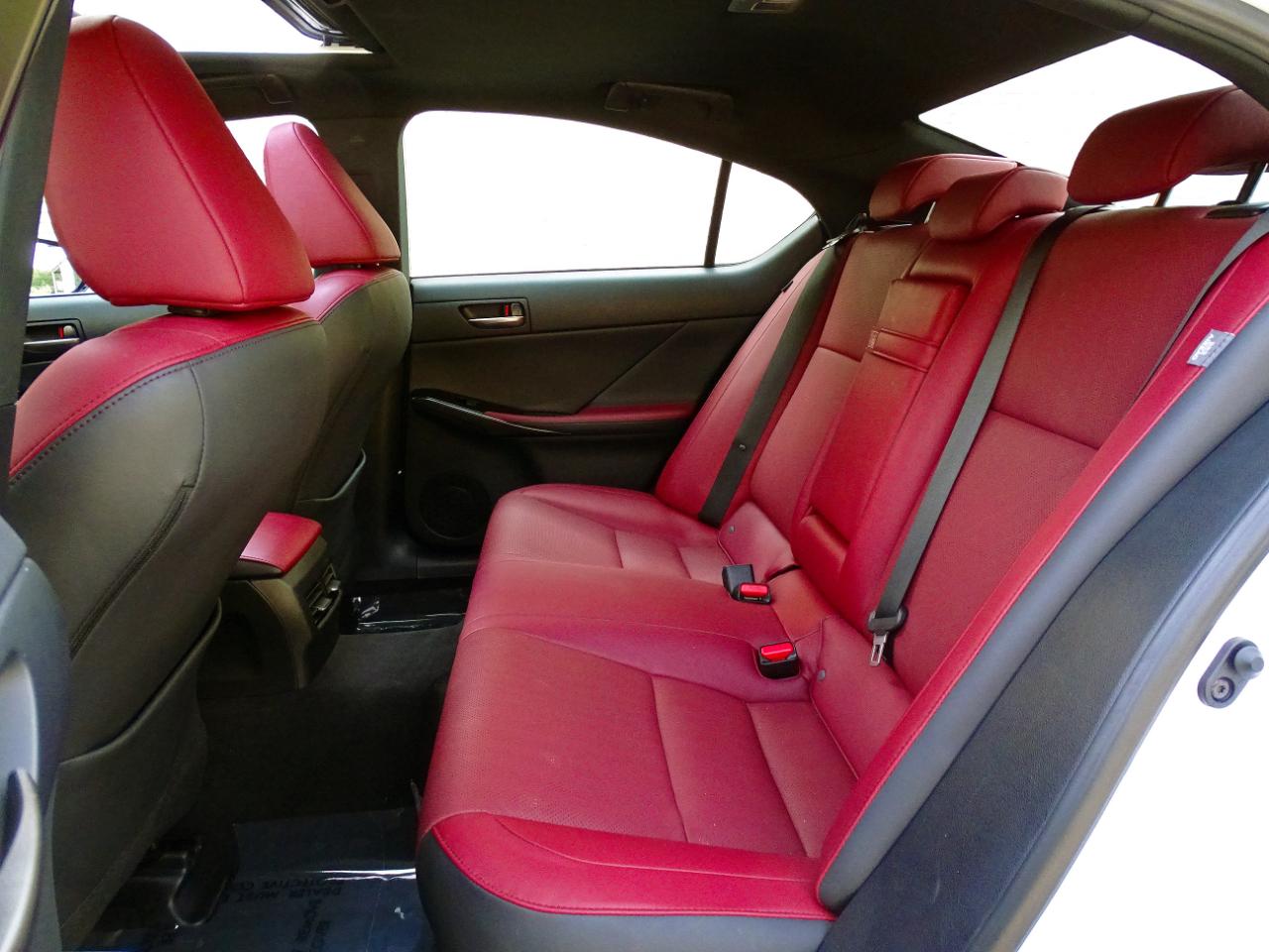 Lexus IS IS 300 F SPORT Design RWD 2024