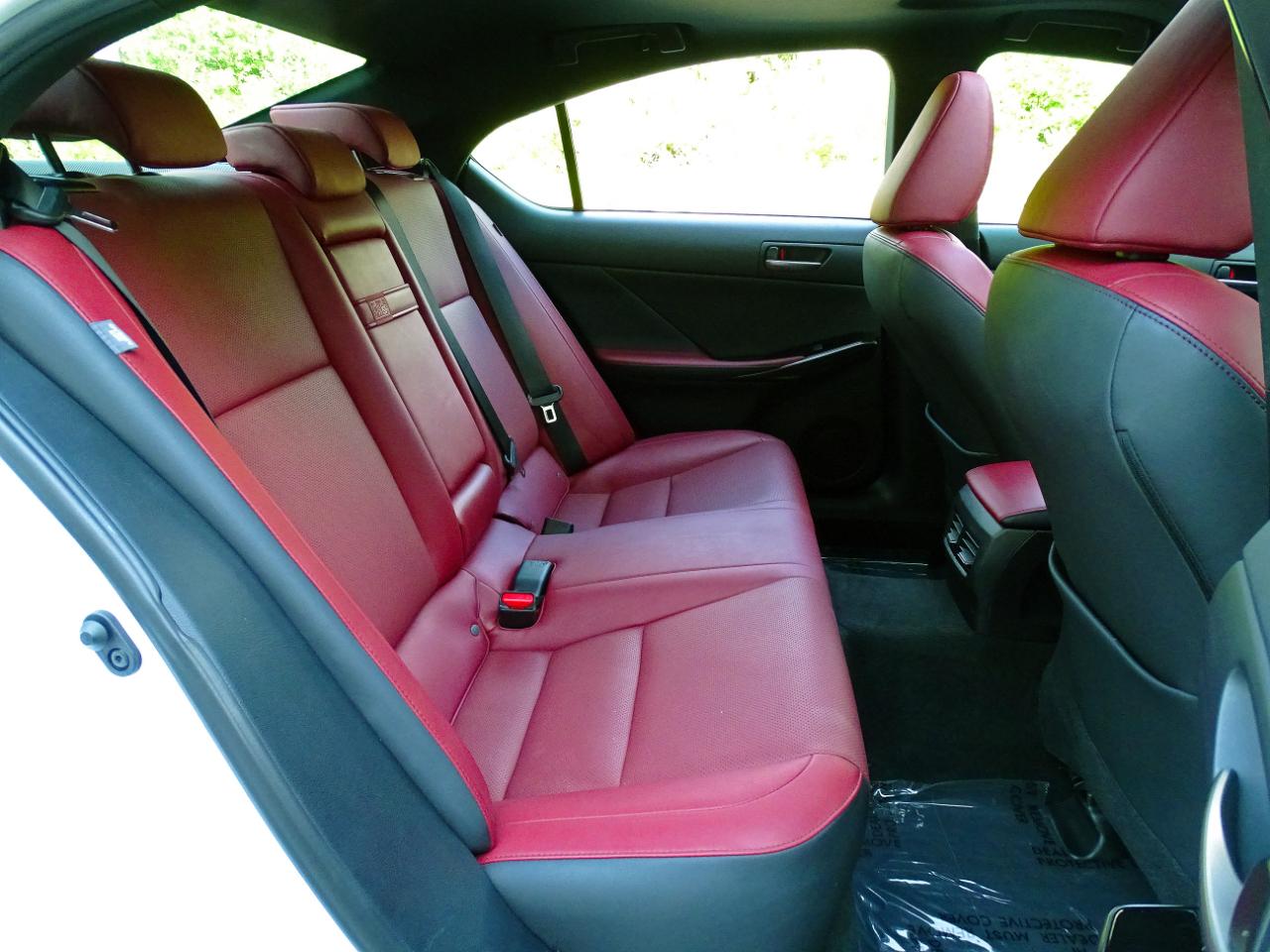 Lexus IS IS 300 F SPORT Design RWD 2024