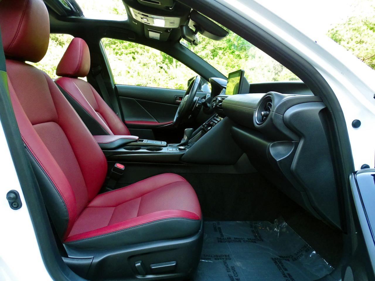 Lexus IS IS 300 F SPORT Design RWD 2024