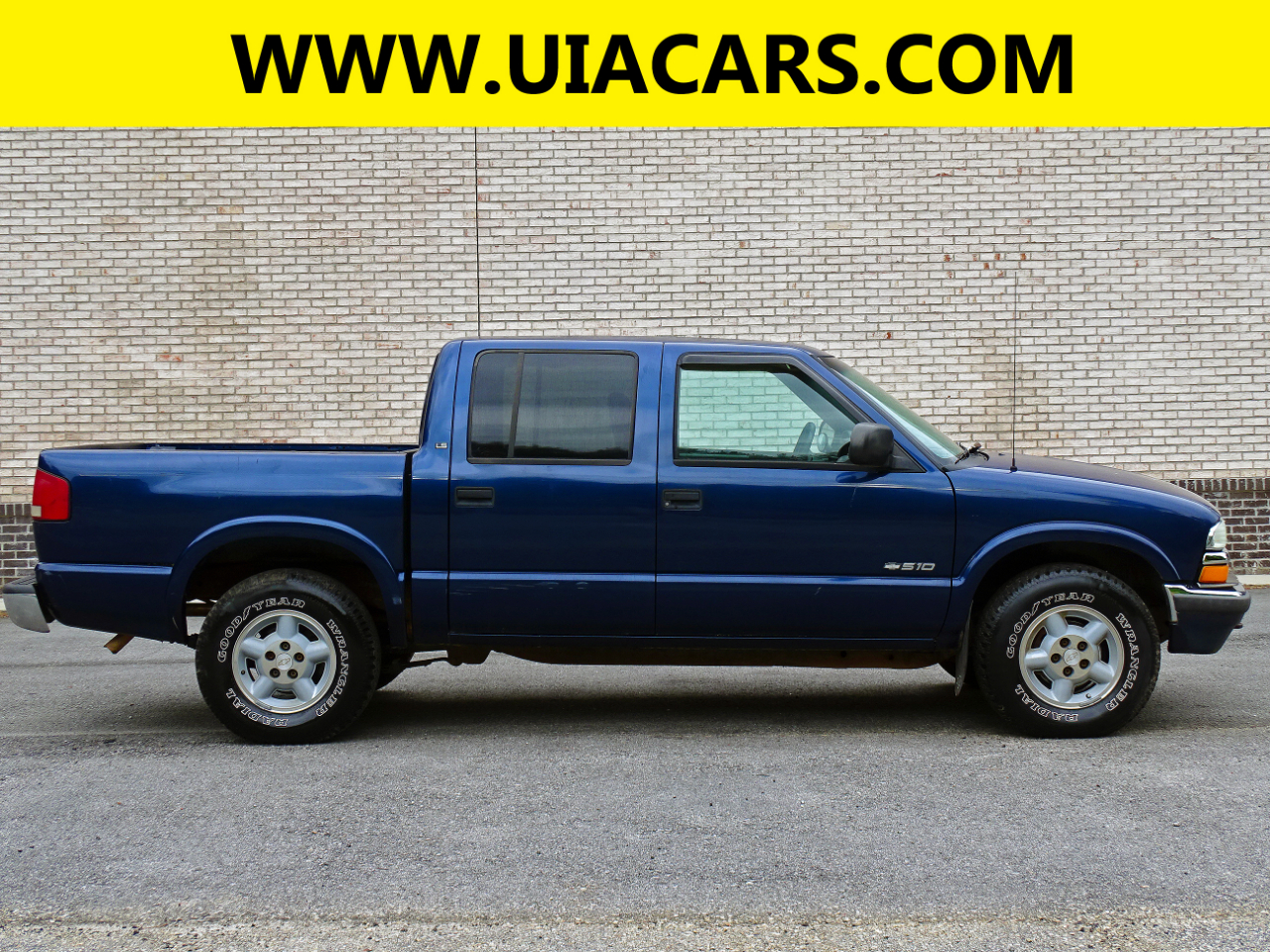 Chevrolet S-10 Crew Cab 123" WB 4WD LS 2001