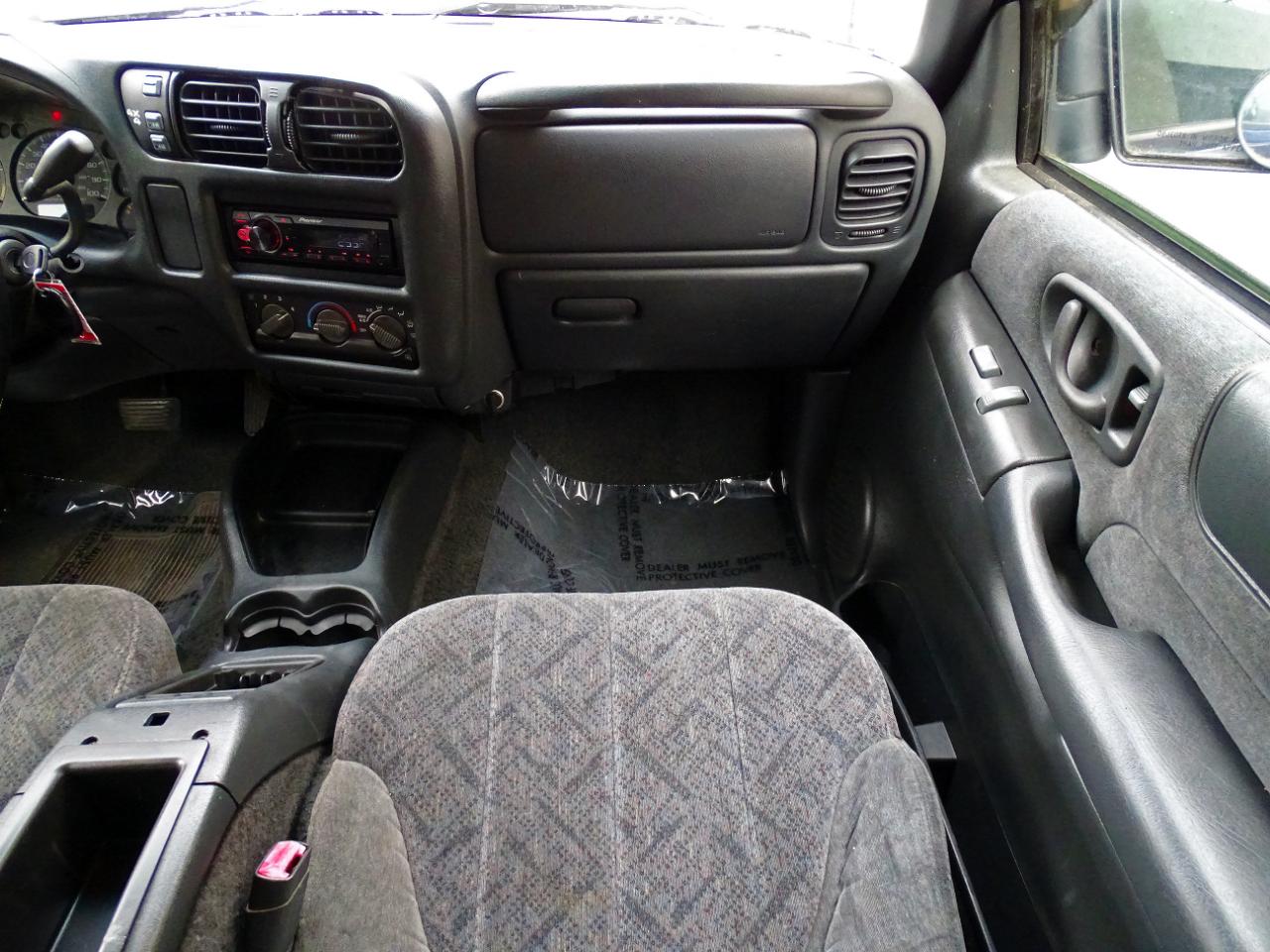 Chevrolet S-10 Crew Cab 123" WB 4WD LS 2001