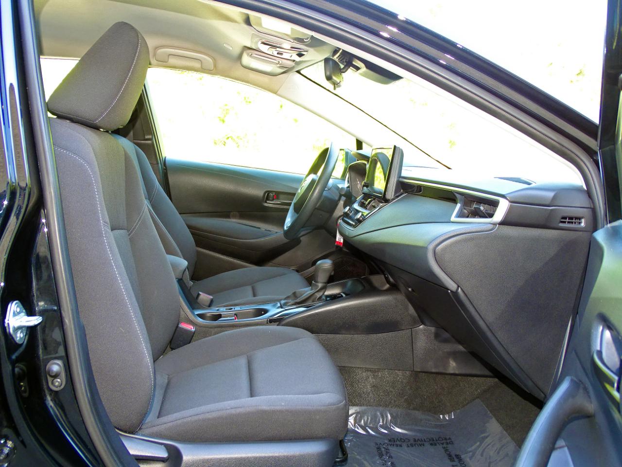 Toyota Corolla LE CVT (Natl) 2024