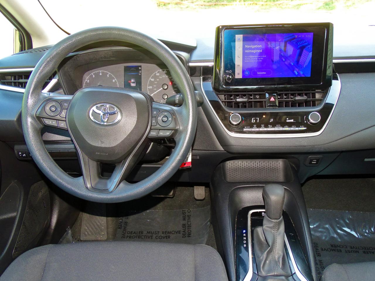 Toyota Corolla LE CVT (Natl) 2024