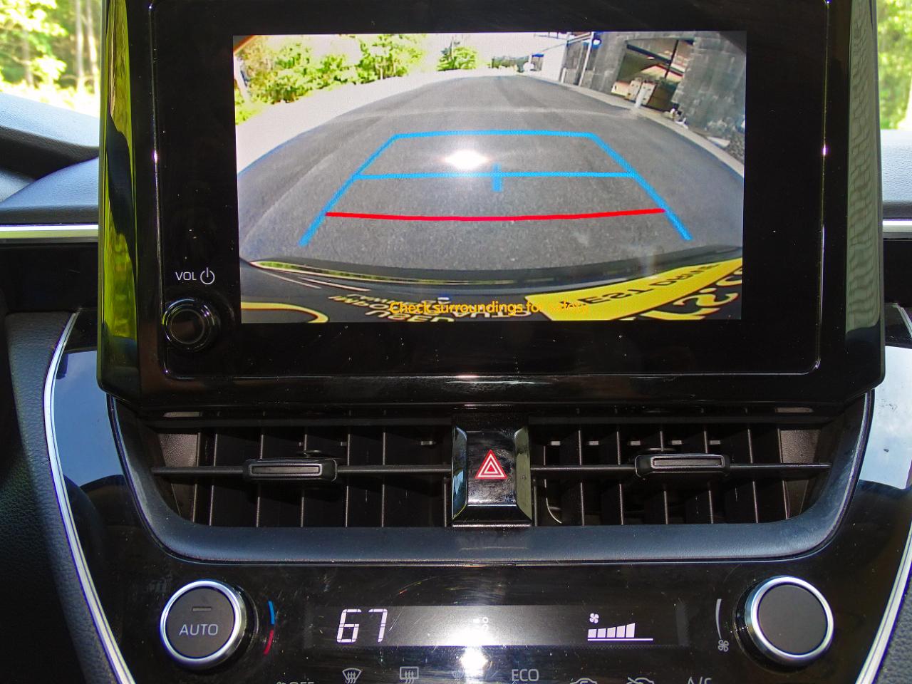 Toyota Corolla LE CVT (Natl) 2024