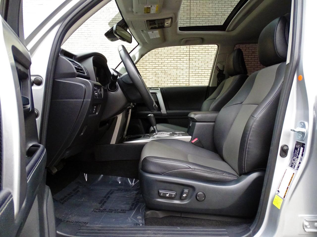 Toyota 4Runner SR5 Premium 2WD (Natl) 2021