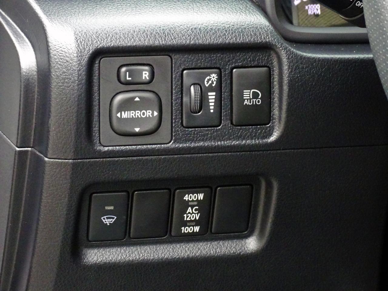 Toyota 4Runner SR5 Premium 2WD (Natl) 2021