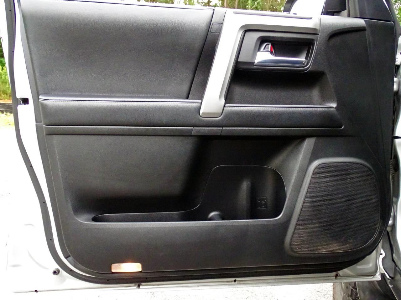 Toyota 4Runner SR5 Premium 2WD (Natl) 2021