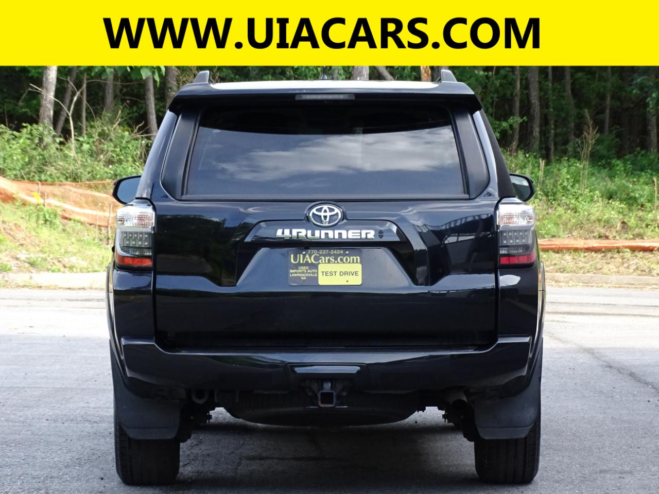 Toyota 4Runner SR5 2WD (Natl) 2024