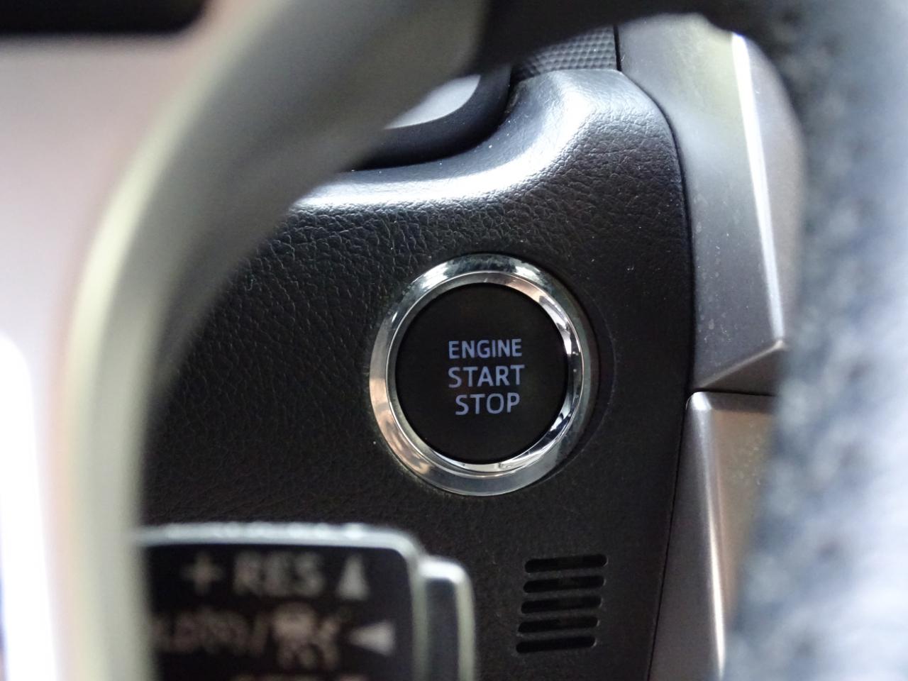 Toyota 4Runner SR5 2WD (Natl) 2024