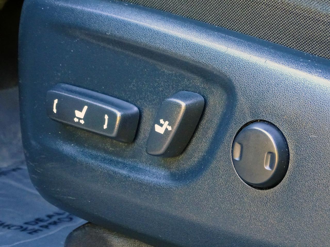 Toyota 4Runner SR5 4WD (Natl) 2024