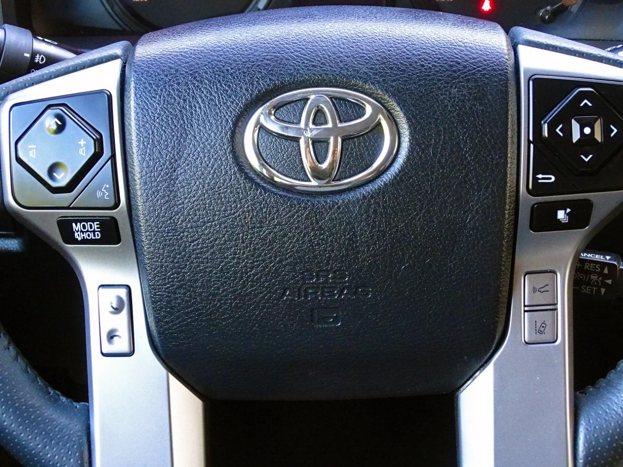 Toyota 4Runner SR5 4WD (Natl) 2024