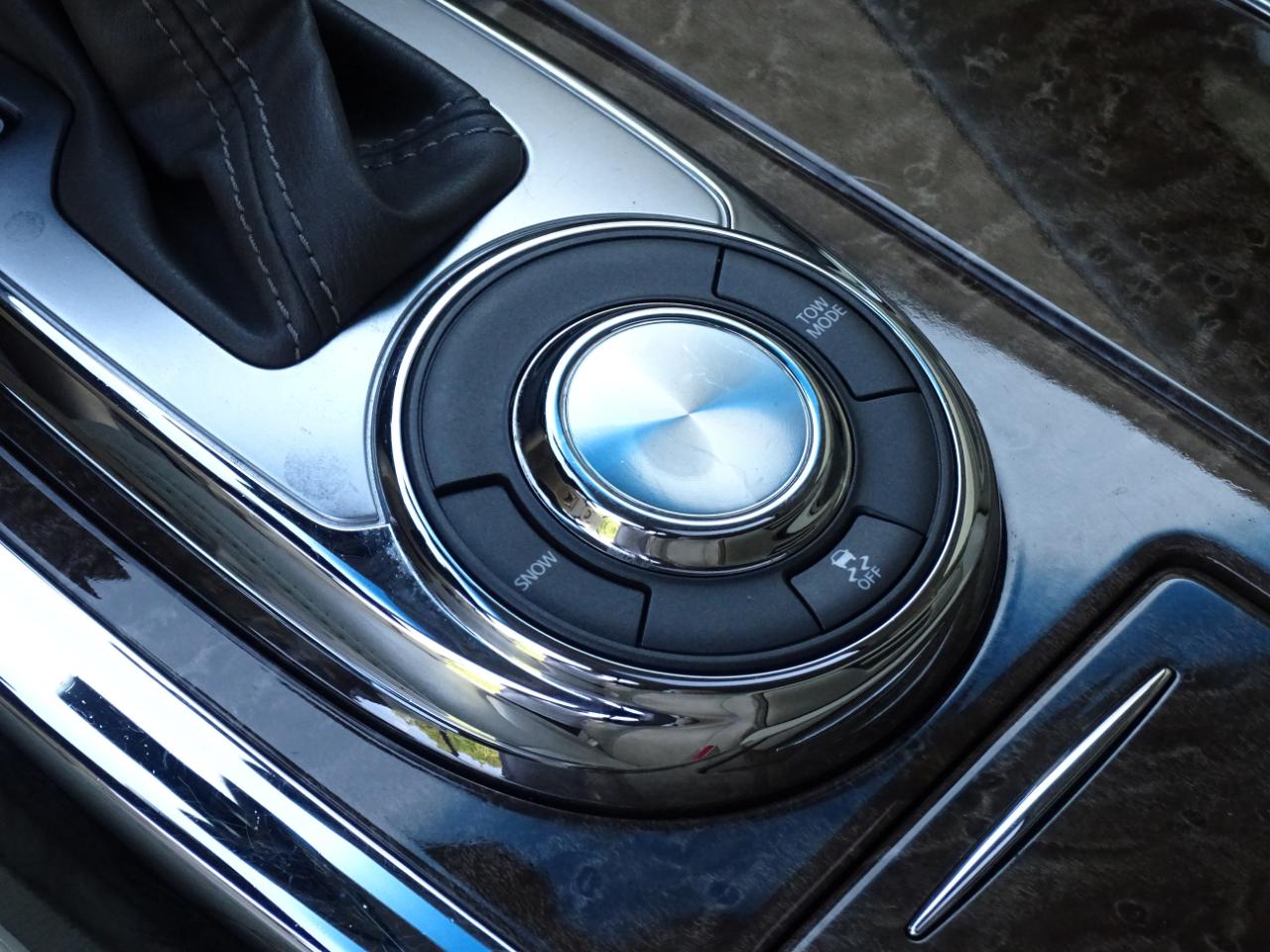 Infiniti QX80 RWD 2017