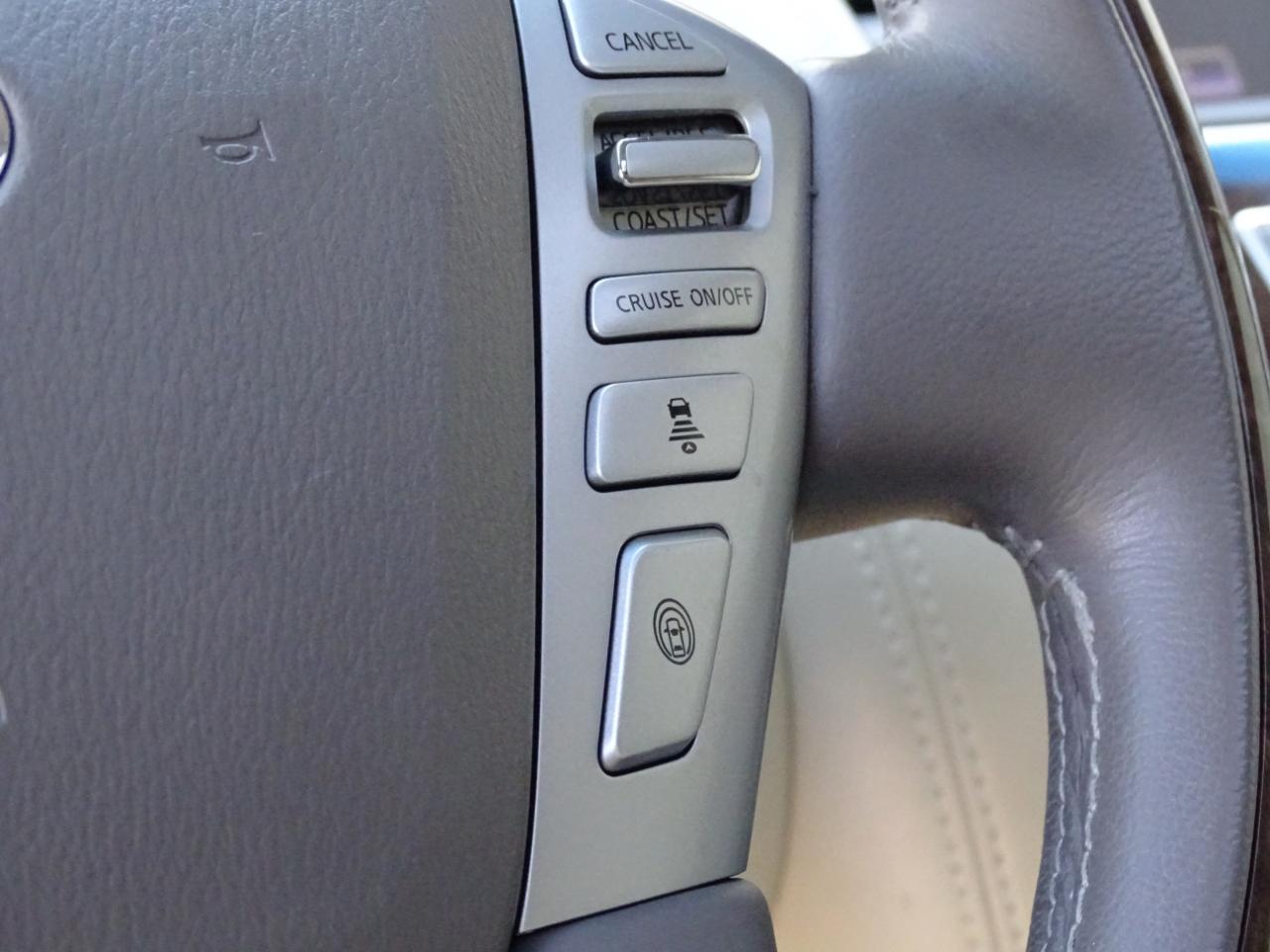 Infiniti QX80 RWD 2017