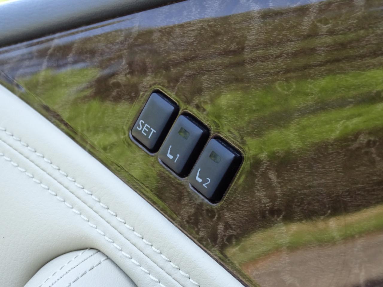 Infiniti QX80 RWD 2017