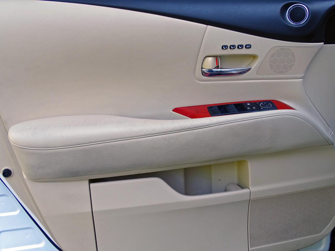 Lexus RX 350 FWD 4dr 2011