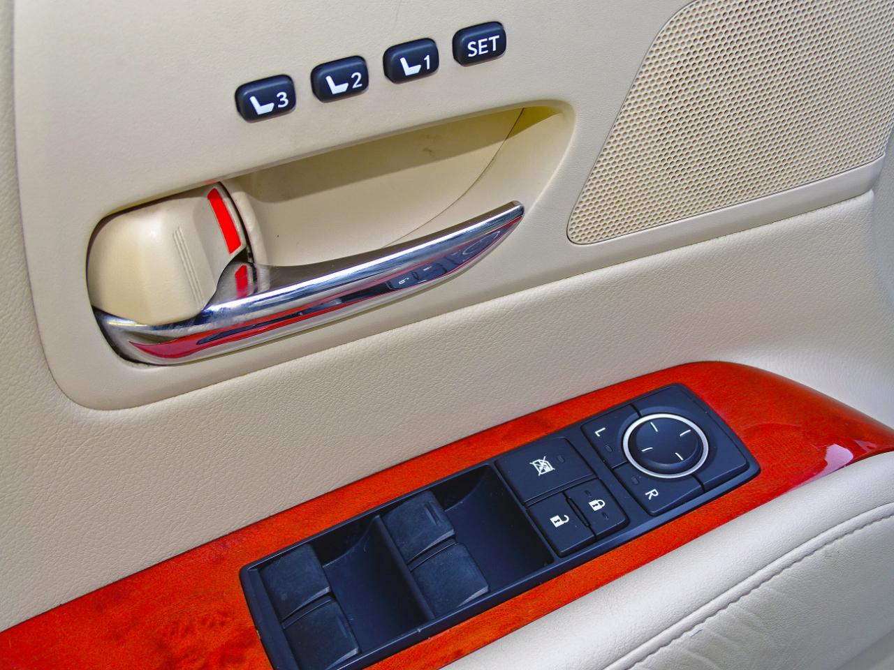 Lexus RX 350 FWD 4dr 2011