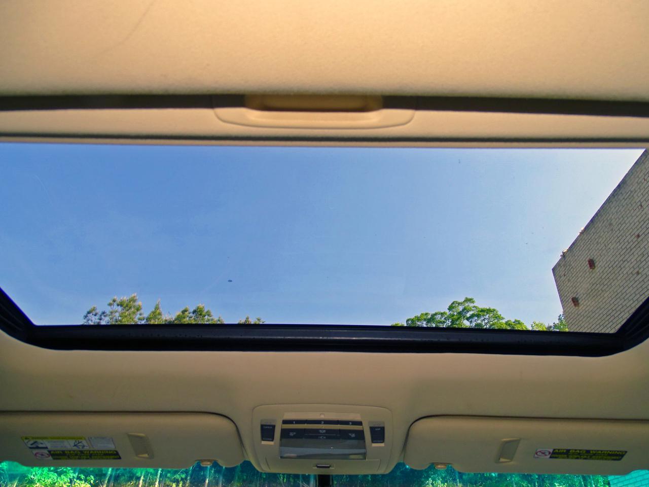 Lexus RX 350 FWD 4dr 2011